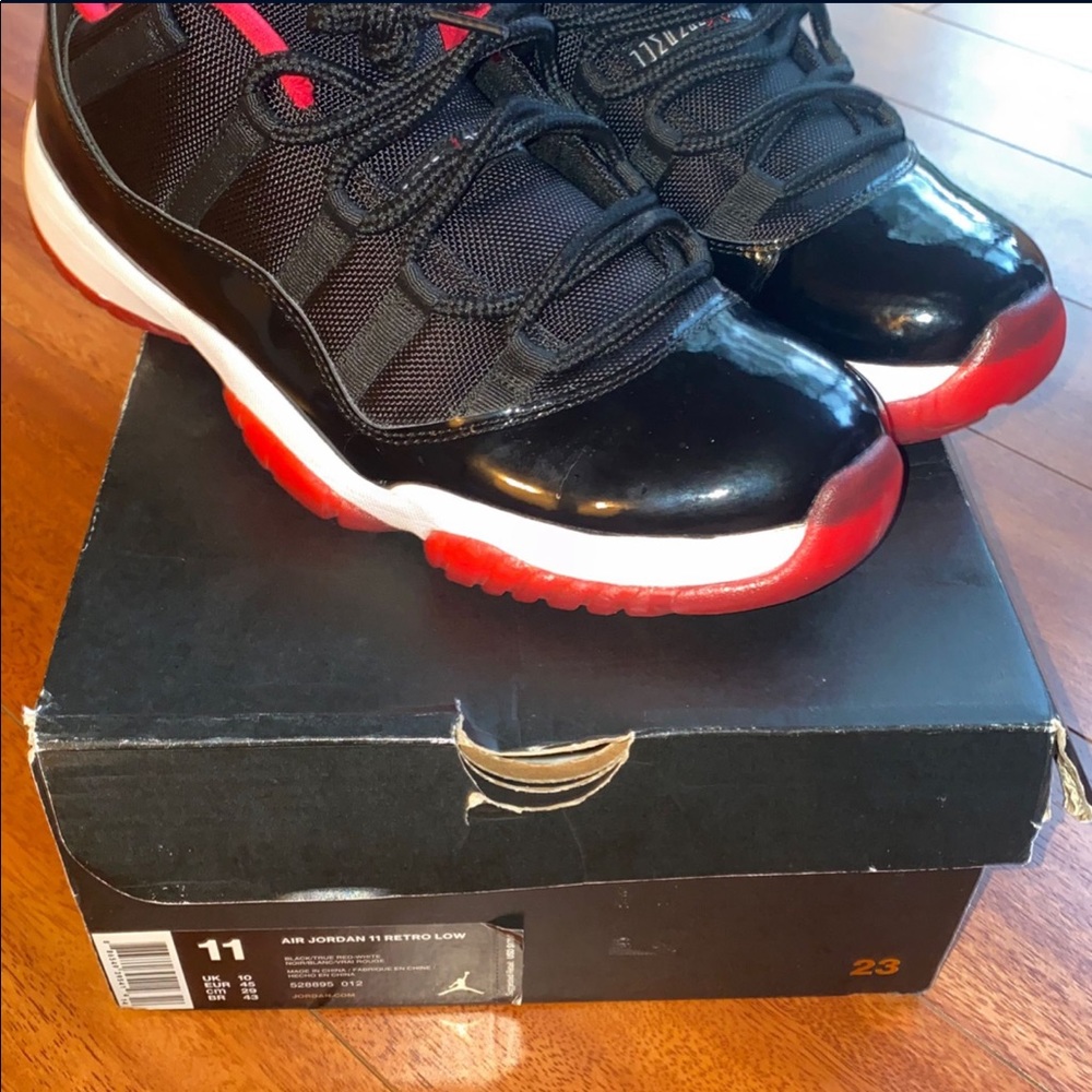 bred 11s
